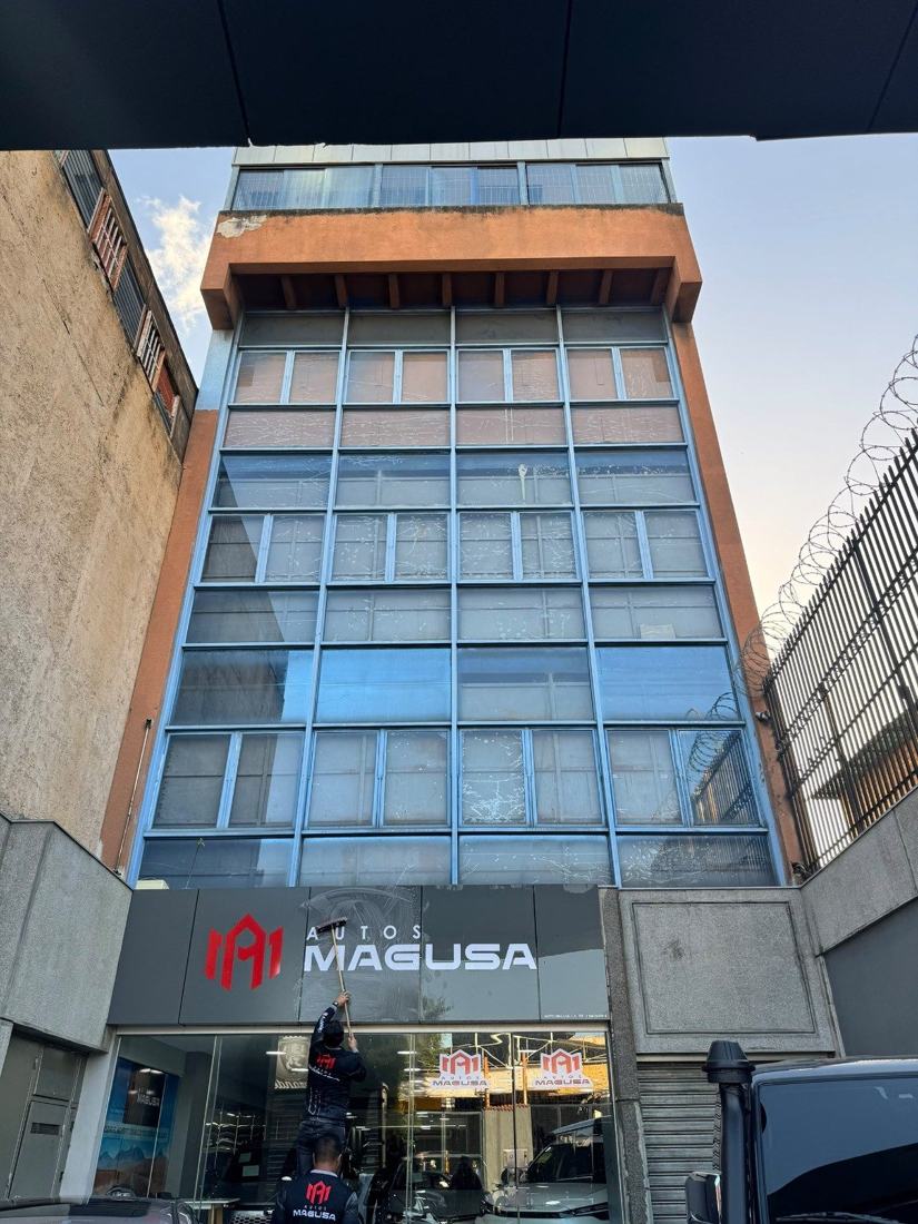 Fachada Autos Magusa